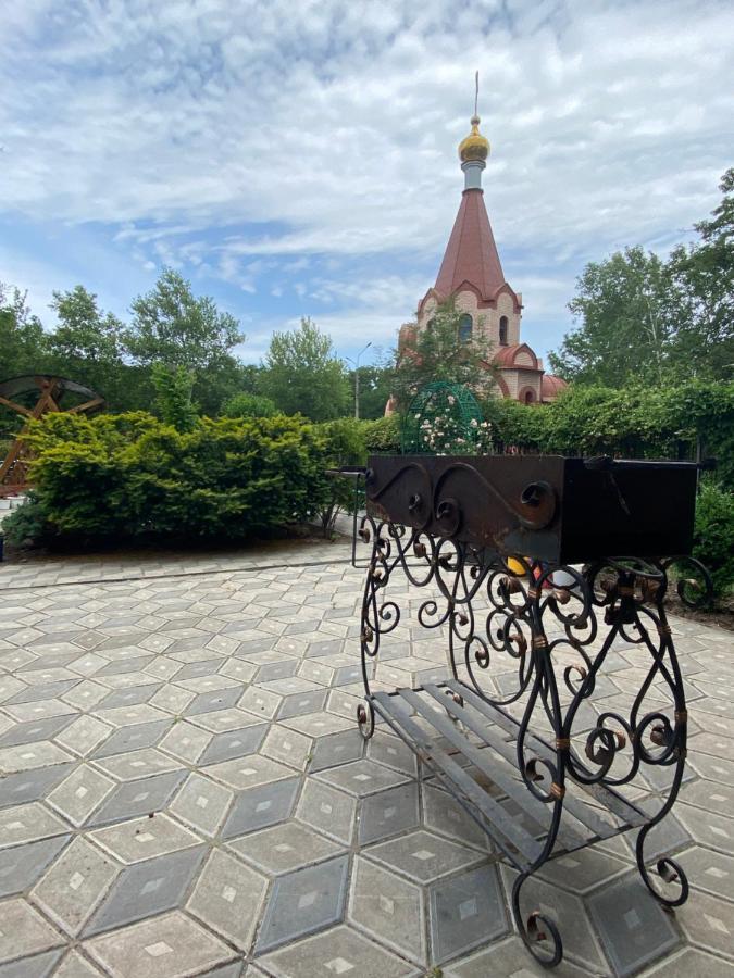Отель Рио Melitopolʼ エクステリア 写真